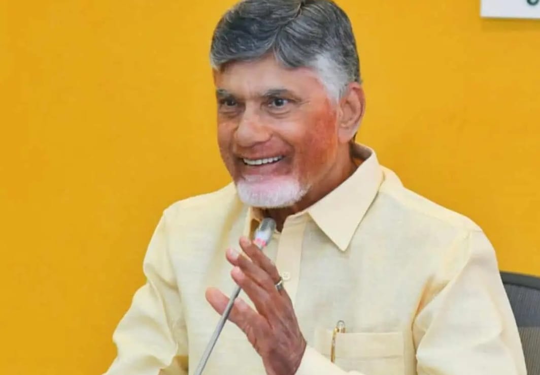 బాబు టైలరింగ్ ఐడియా అదిరింది.